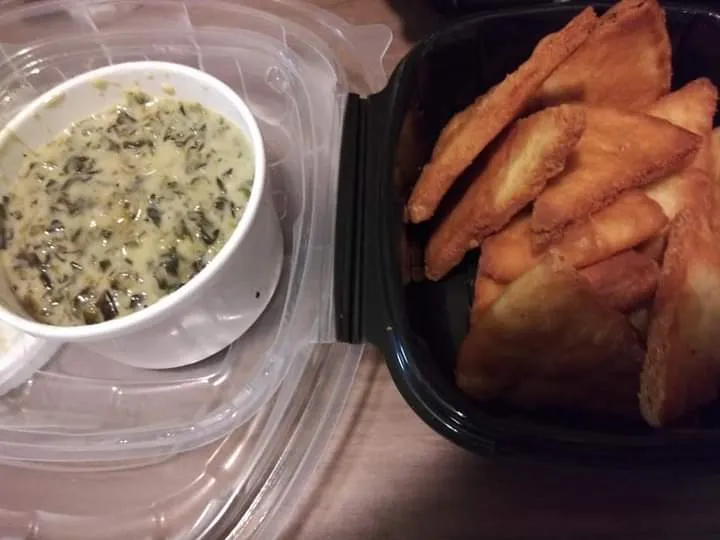 Spinach and Artichoke Dip with Pita Chips